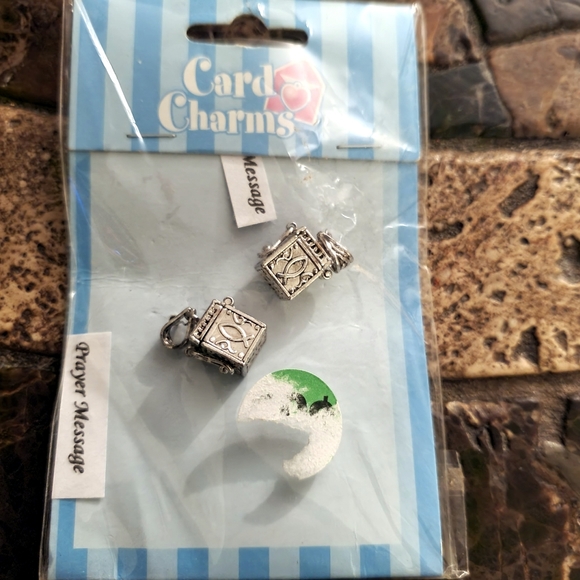 Jesus Fish Card Charns Free with Purchase - Picture 1 of 2